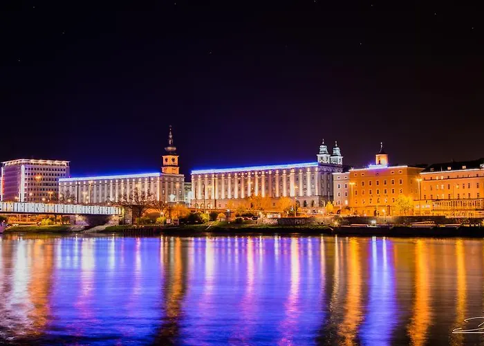 Stadion Lägenhet Linz